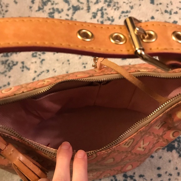 Last Chance D&B Pink Signature Bucket Shoulder Bag - Picture 3 of 6